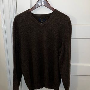 Club Room brown cashmere sweater in medium